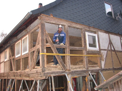 Das Fachwerk unseres Schlafzimmers ist geleert worden