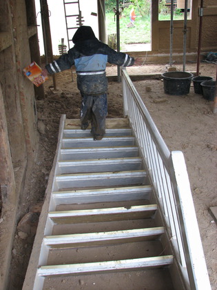 Am Boden liegende Treppen sind faszinierend