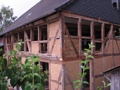 Seitlicher Ausblick nach vorne auf das Fachwerk