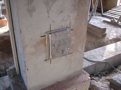 Die Schornsteintür wurde umgesetzt aber noch nicht befestigt