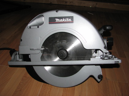 Die Makita 5103R direkt aus UK