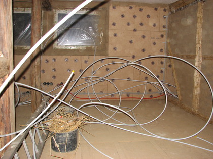 Alu Verbundrohr Schlingpflanzen im Badezimmer