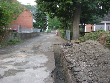 Die Tiefe Strecke zur Strasse fehlt noch