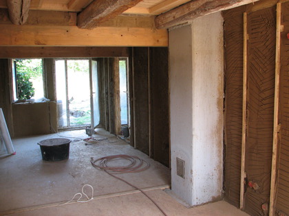 Hobbyzimmer und Büro wurden mit Lehm bespritzt
