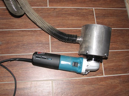 Die Makita 9565CVR Satiniermaschine komplett mit Absaugung