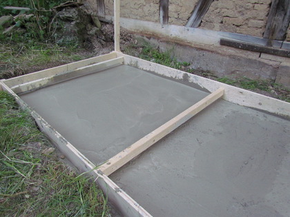 Zum Ende wurde der Beton wieder ordentlich verdichtet