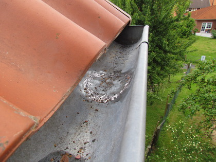 Das alte Fallrohr Verbindungsloch wurde zugelötet